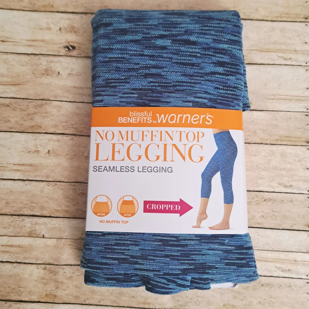 Blissful Benefits by Warner's Blue Patterned Cropped Seamless Leggings